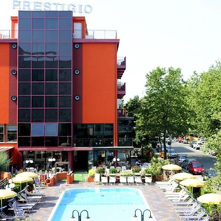 Hotel Prestigio 切塞纳蒂科 外观 照片