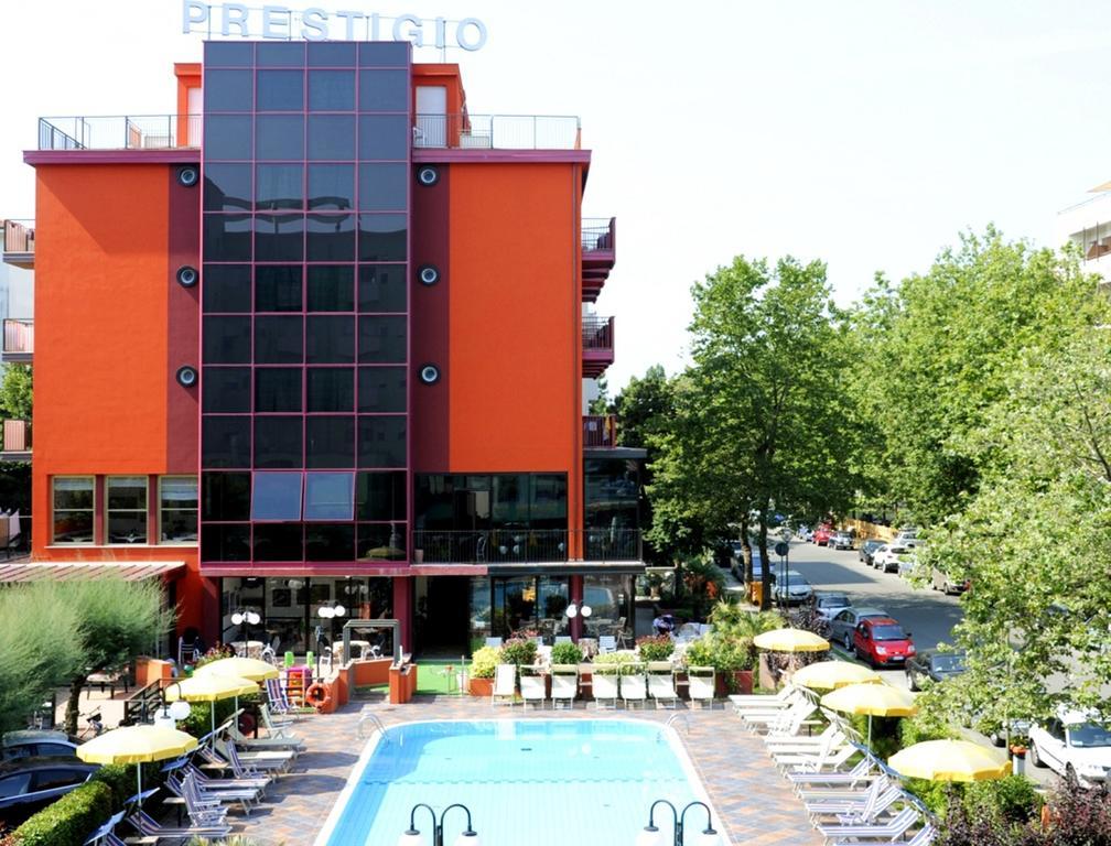 Hotel Prestigio 切塞纳蒂科 外观 照片